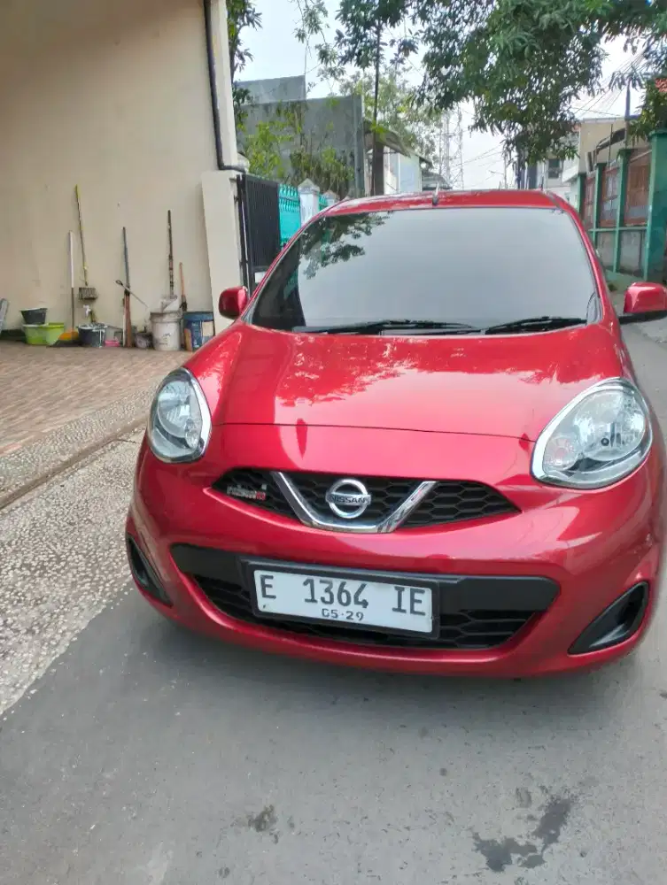 Nissan March Nismo metik tahun 2015