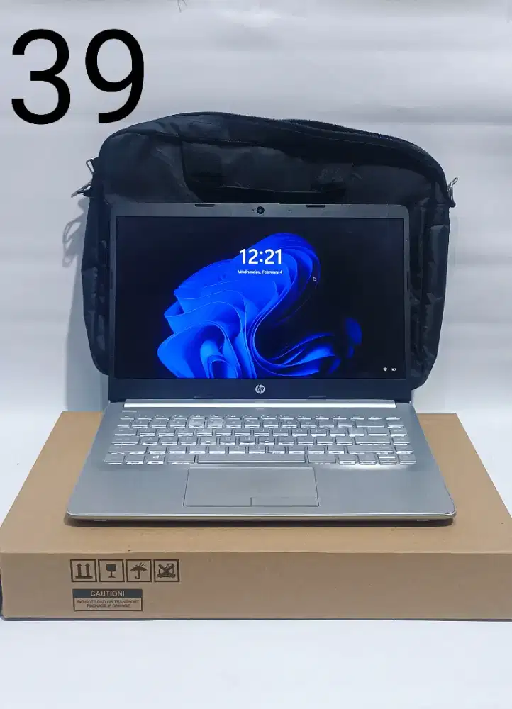 HP 14s-cf3039TU core i3 Gen10th Ram 8/SSD 256GB 14 3 jam Backlight