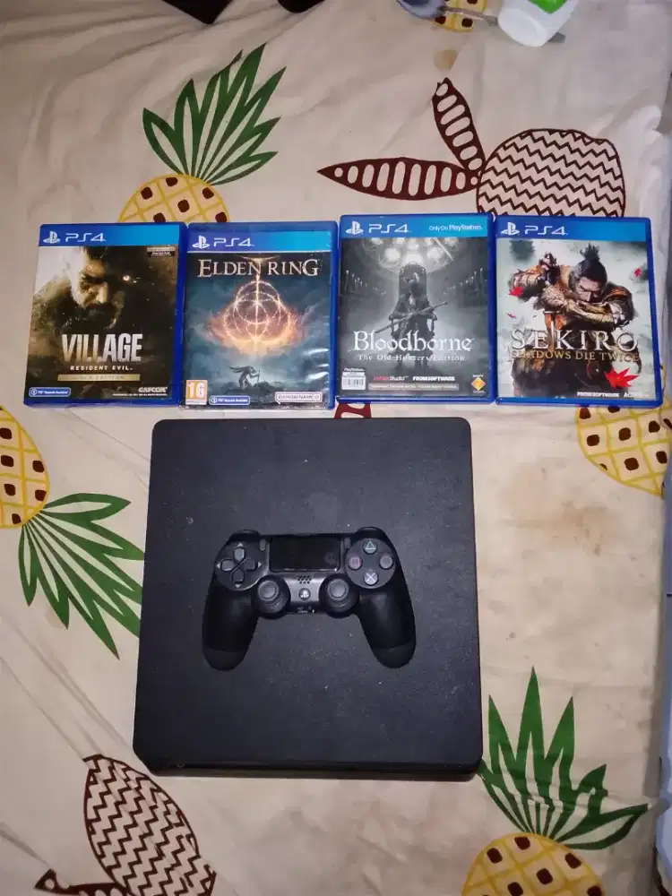 Ps4 slim 500gb bonus 4 kaset bisa online