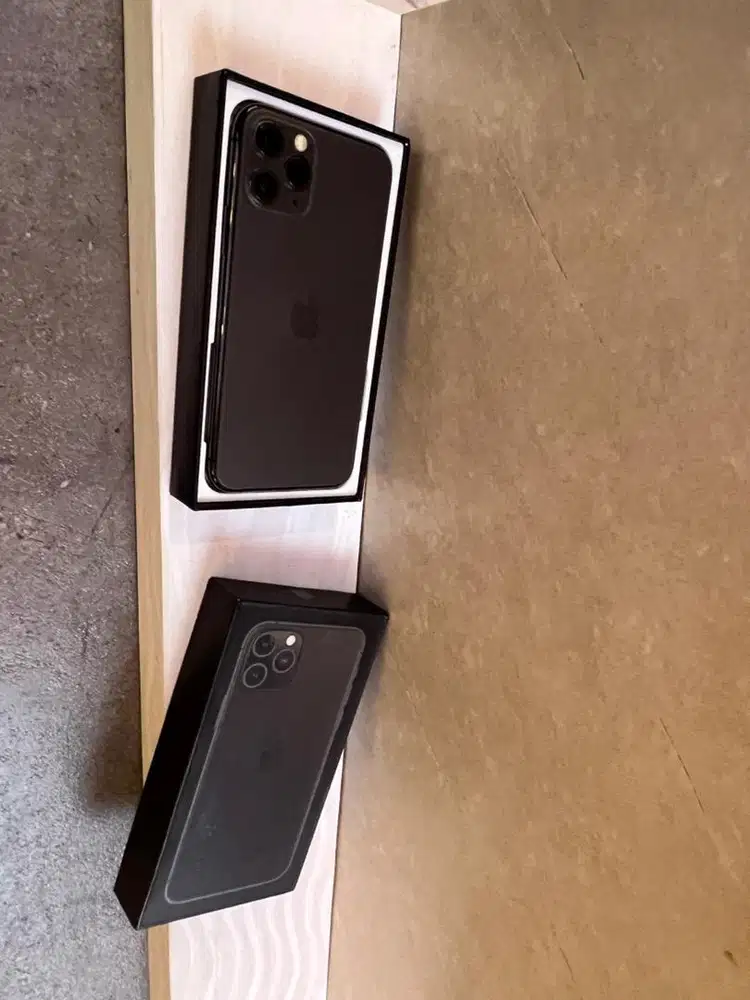 iphone 11 pro 256gb jual secara pribadi