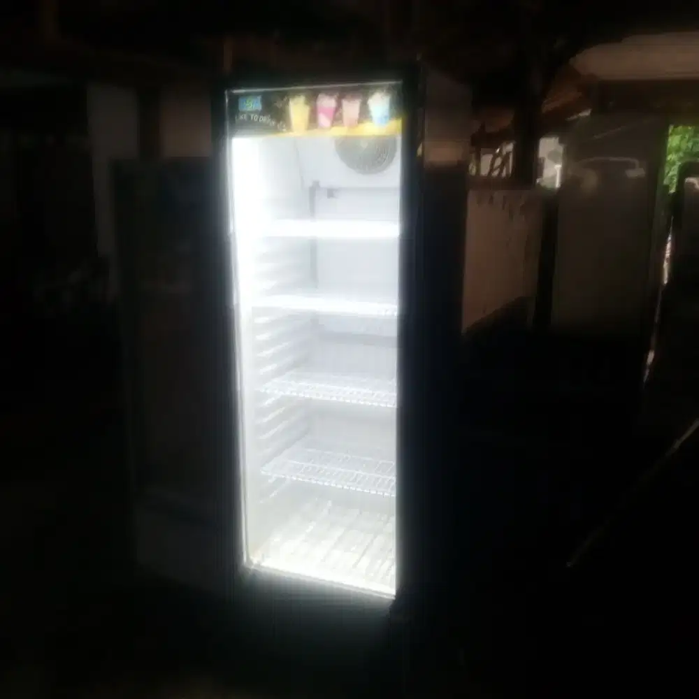 Showcase 1 Pintu RSA – Display Minuman Lebih Menarik