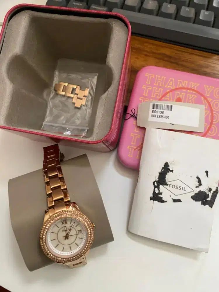 Jam tangan Fossil gold Wanita