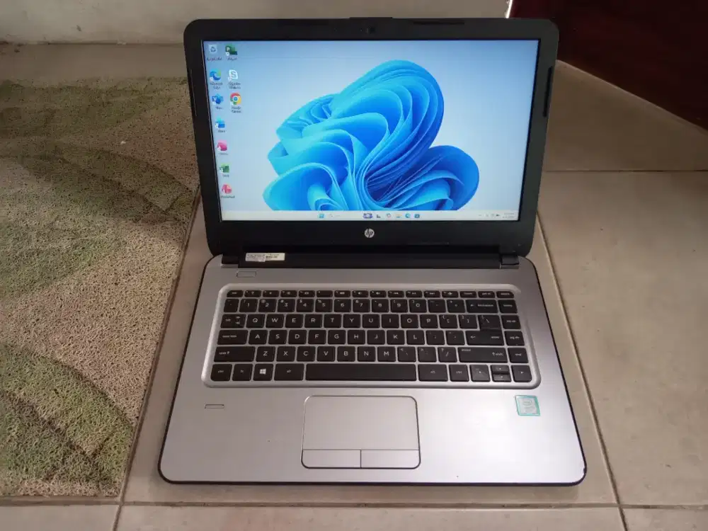 Laptop hp Dual VGA