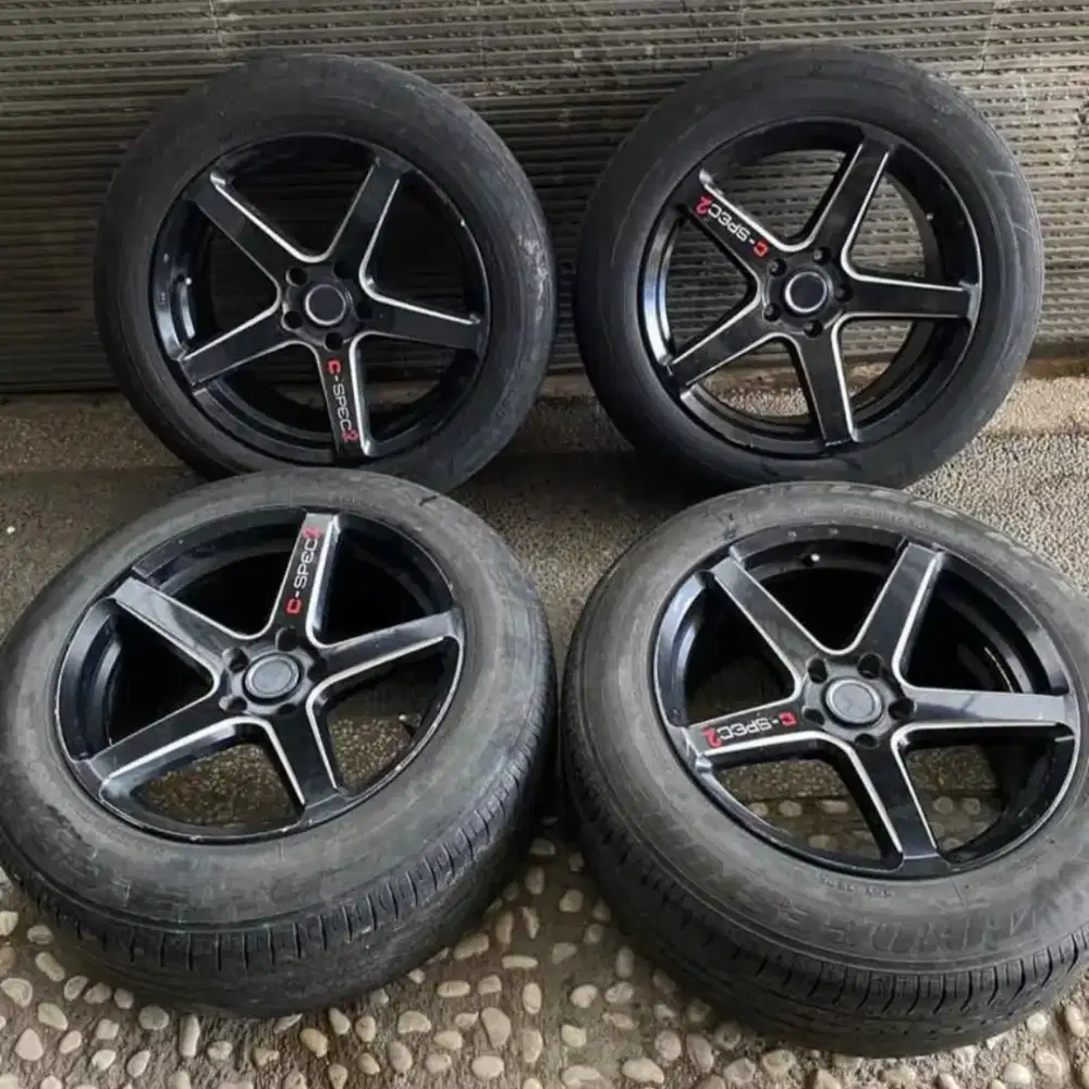 Velg ring 18 lebar clong bekas pakai di CRV