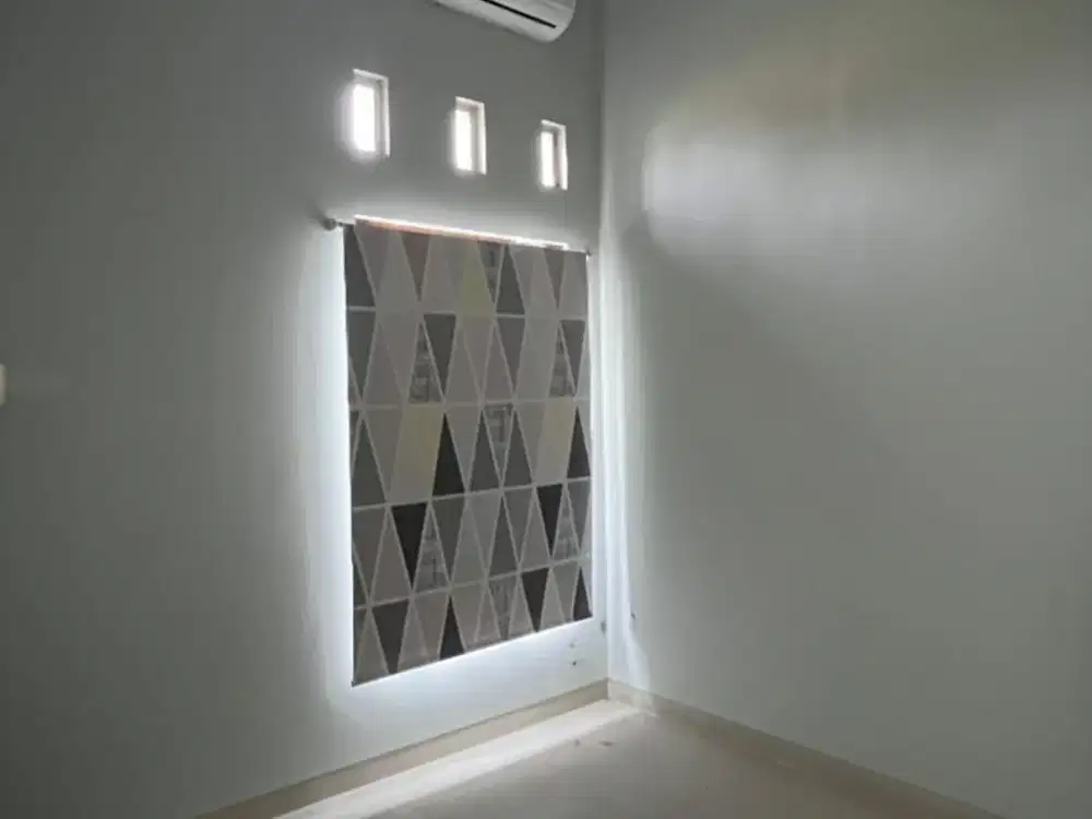 RUMAH SEMI FURNISHED SIAP HUNI, 10 MENIT DARI HYATT PALAGAN