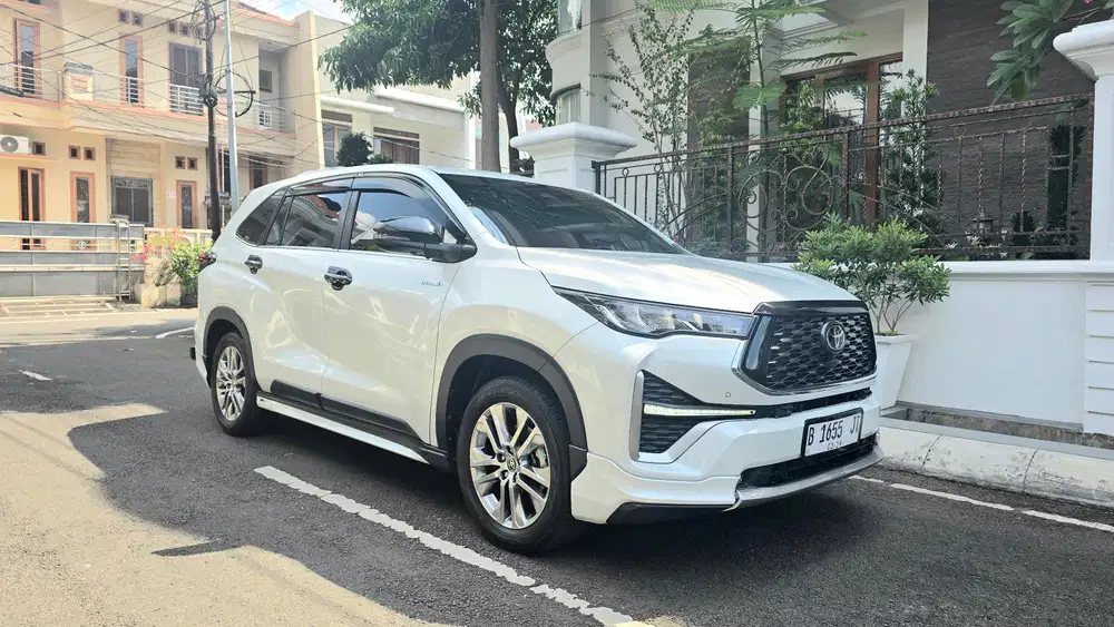 Innova Zenix Q Hybrid TSS Antik