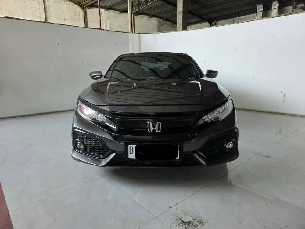 Honda Civic Hatchback Turbo AT ( Matic ) 2019 Abu Tua Km 61rban Mulus