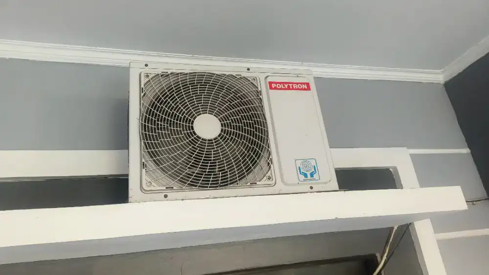 Dijual AC Polytron 1/2 PK