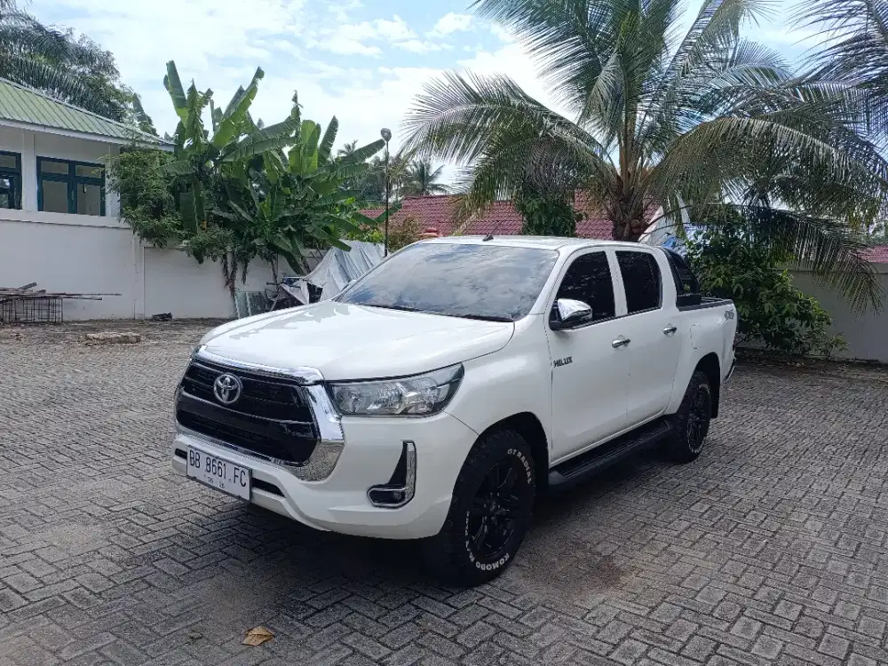 Toyota Hilux G MT tahun 2023