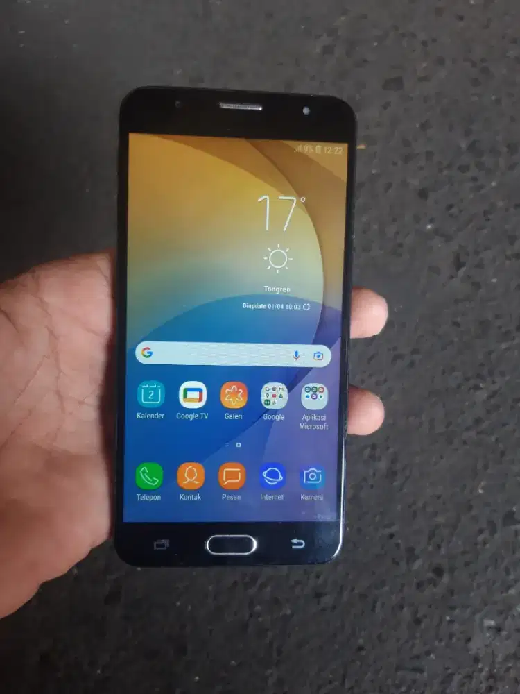 Samsung j7 Prime RAM 3/32