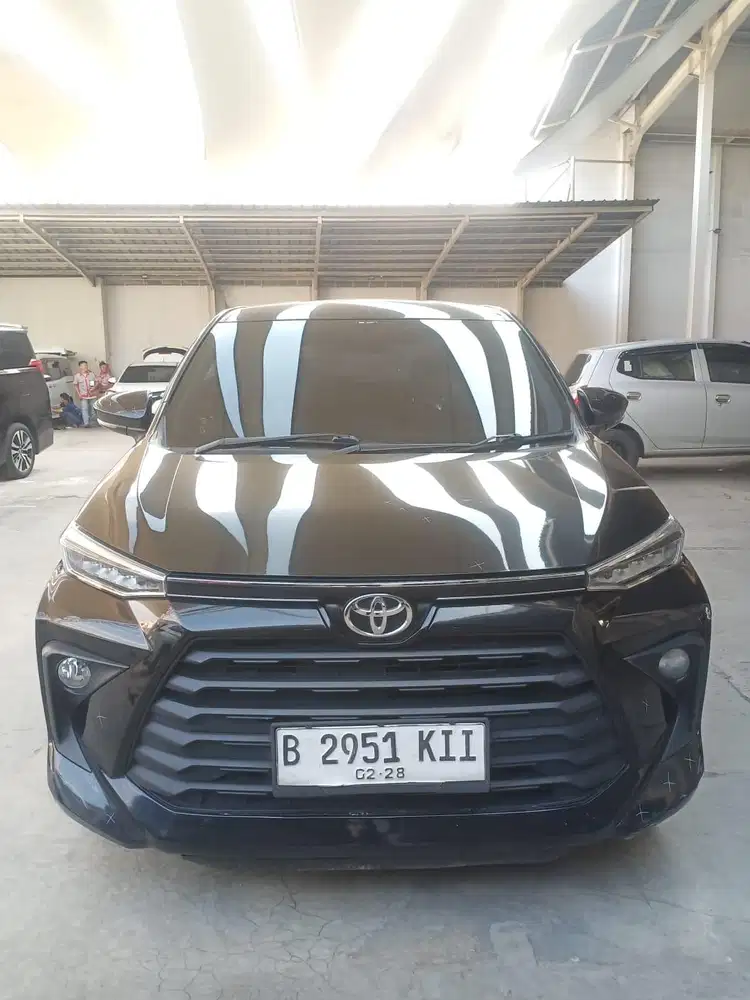 Toyota Avanza 1.5 G CVT tahun 2023 hitam Matic AT DP minim