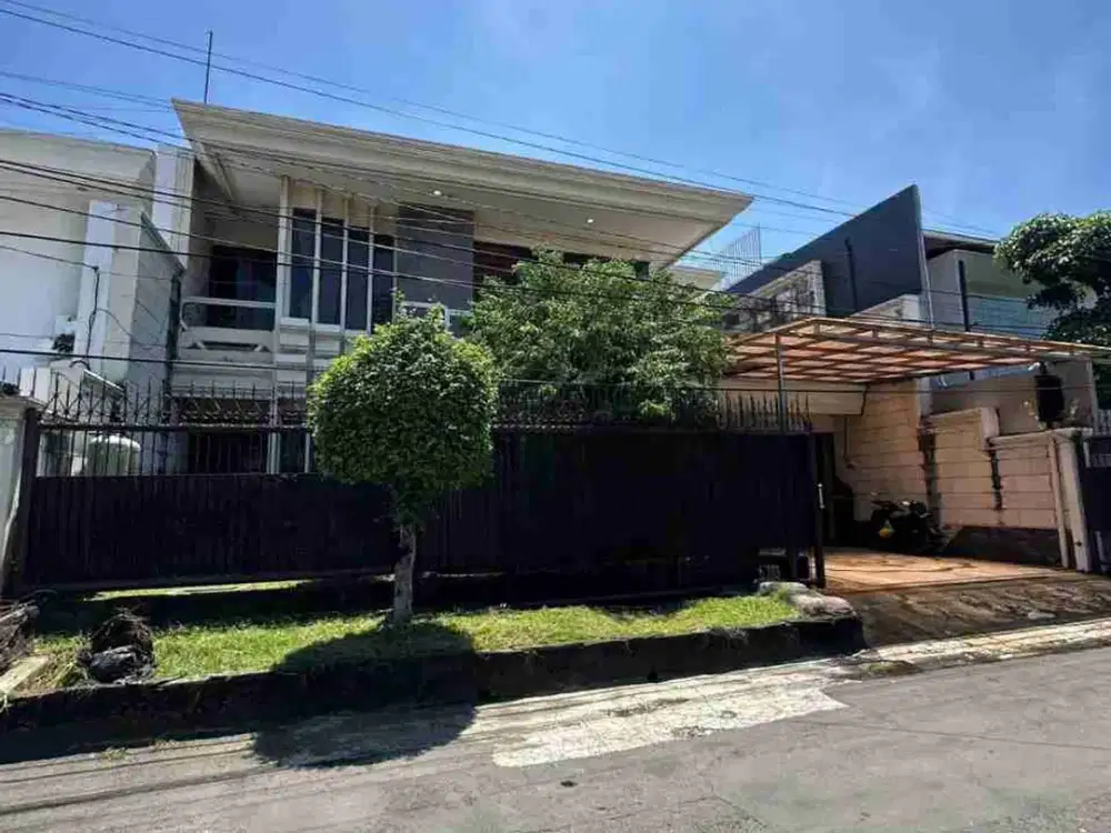 DIJUAL RUMAH MEGAH DHARMAHUSADA INDAH TIMUR 1 BLOK M, TERMURAH DI KELASNYA