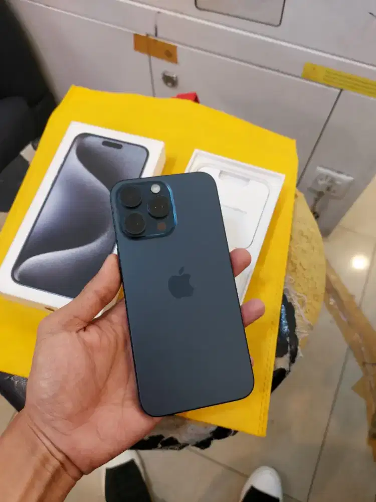 Iphone 15promax 256 garansi resmi ibox