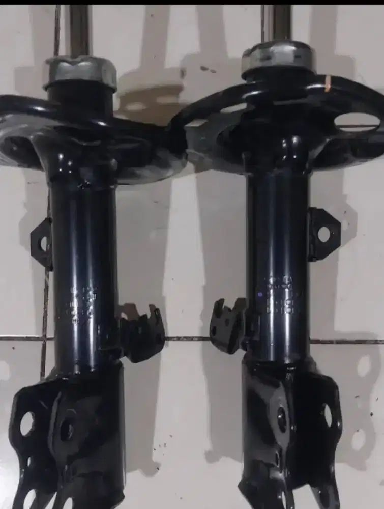 Shock set mobil Altis 2015