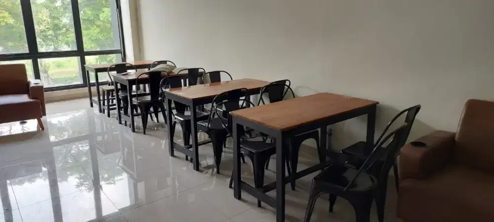 Dijual cepat murah borongan perabotan ex cafe kondisi good siap pakai
