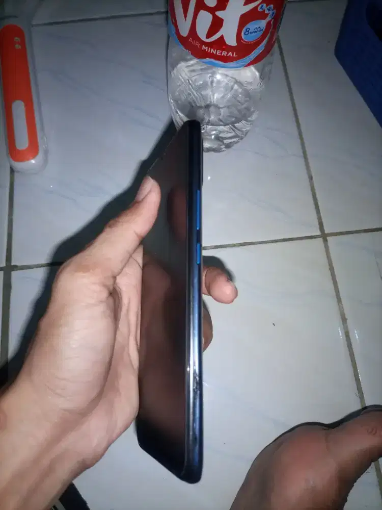 Infinix hot 11 play 4/64 nepis