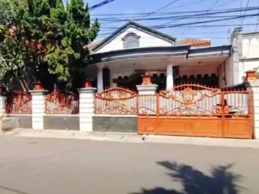 Sewa Rumah Siap Huni di Tebet, Jakarta Selatan - Ideal untuk Keluarga dan Kantor