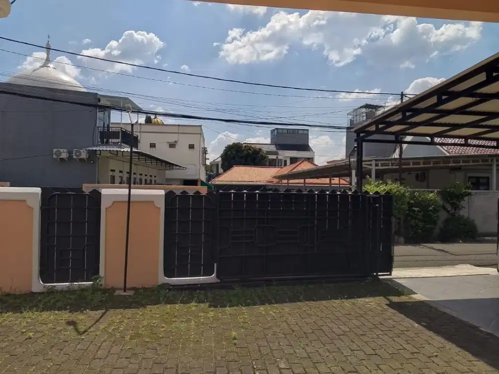 Sewa Rumah Siap Huni di Cipete, Jakarta Selatan - Ideal untuk Kantor
