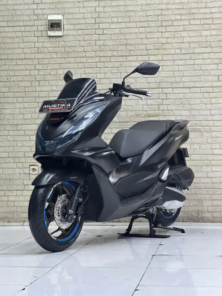 HONDA PCX 160 ABS  2023 - Chintia Mustika