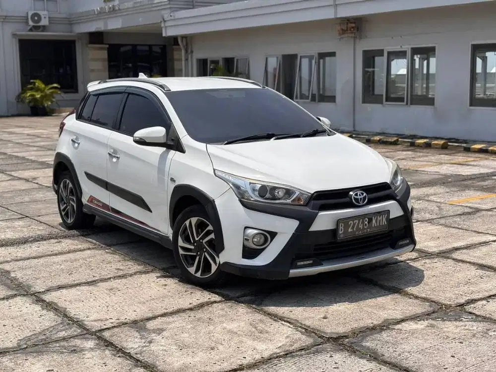 ‼️dp20jt‼️Toyota Yaris Heykers TRD putih 2017 2018 2016