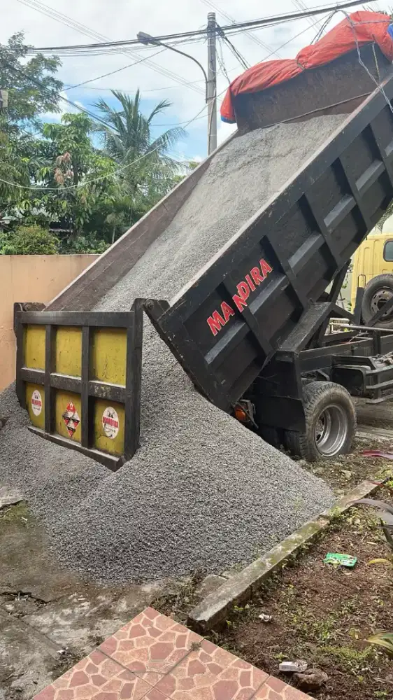 Makadam batu split pasir cor abu batu limestone