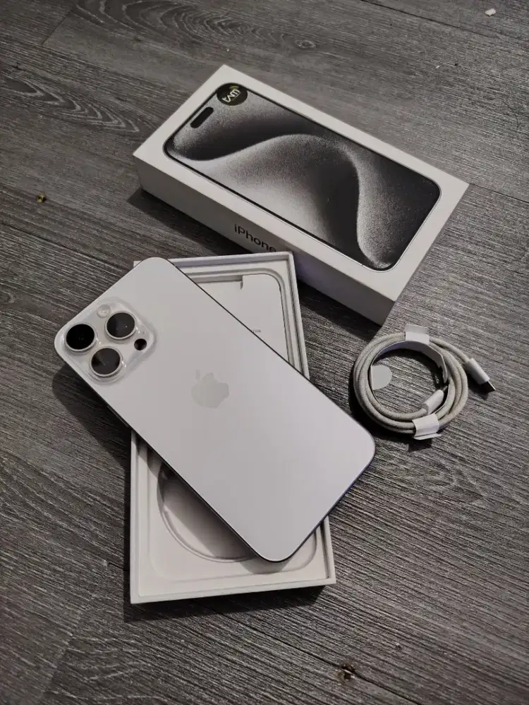 iPhone 15Pro Max 256gb iBox