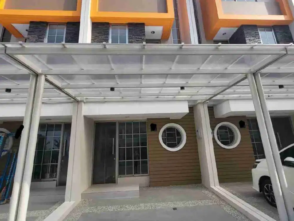 Disewa murah rumah PIK2 4,5x10 3Lt 3kamar tidur semi furnish