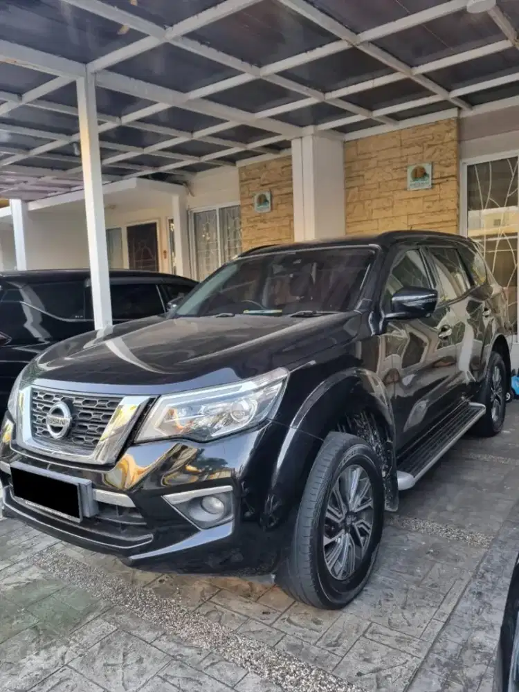 NISSAN TERRA 2.5 VL
