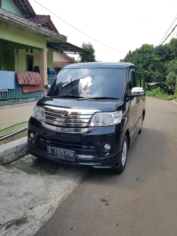 Daihatsu luxio x m/t 2016