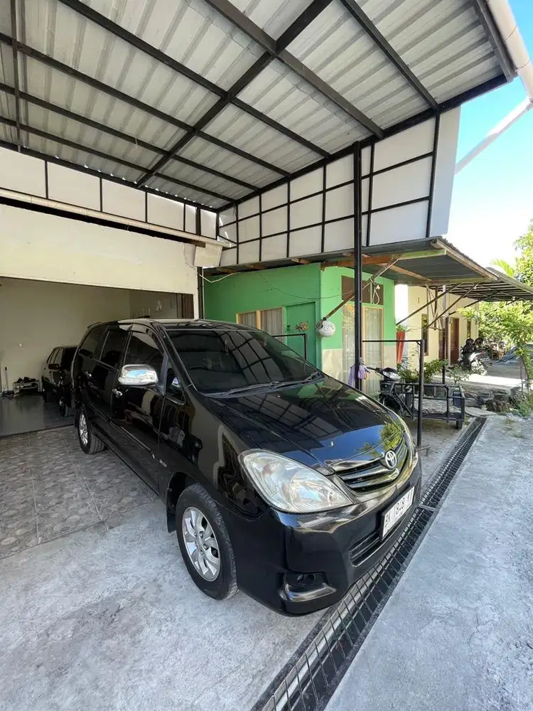 Toyota Innova G Matic Diesel 2010