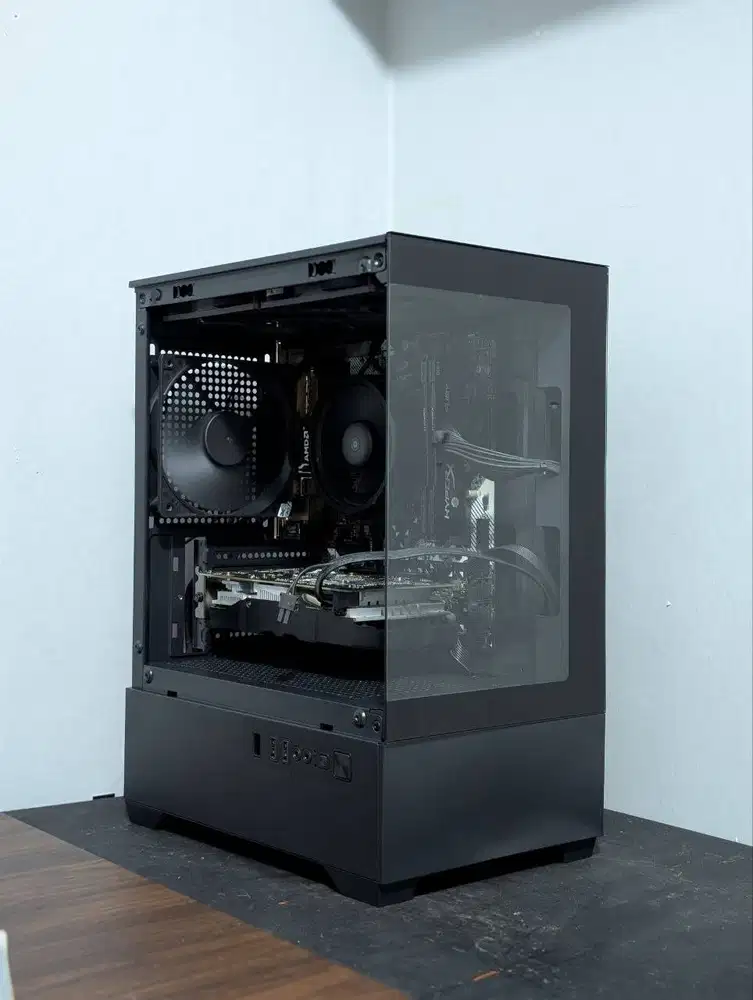 PC Gaming Ryzen 5 + RX 580 16/256