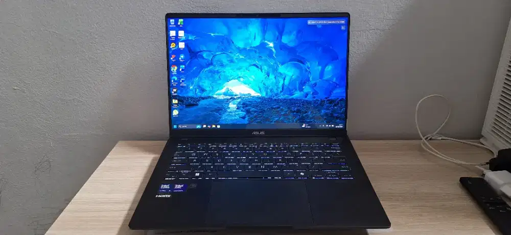 Asus Vivobook S14 Q423SA OLED