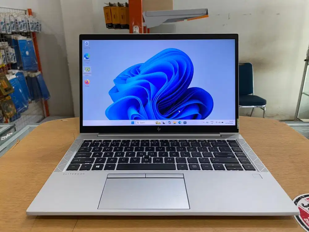 Laptop HP Elitebook 845 G7 AMD Ryzen 7 Pro Ram 16GB SSD 256GB Mulus