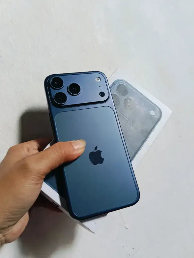 iPhone 17 PM 1 TB mulus