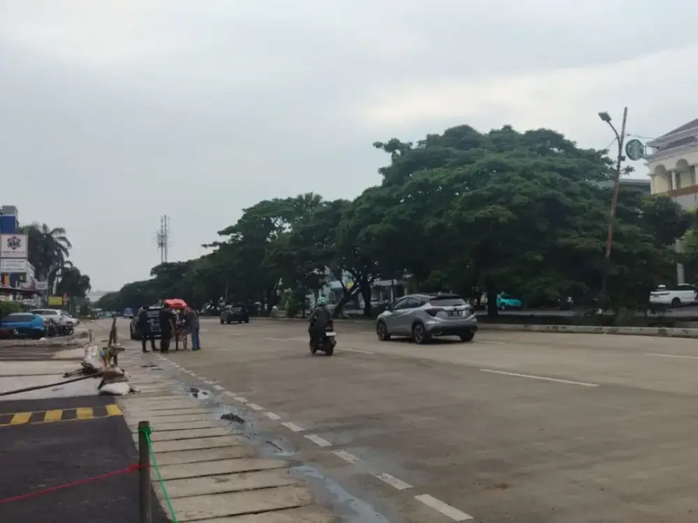 Dijual cepat ruko strategis di Kelapa Hibrida Raya - Kelapa Gading Jakarta Utara