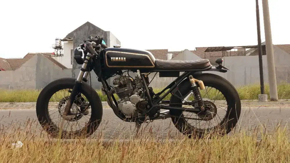 Yamaha Scorpio 2006 Custom Bratstyle - Cafe Racer