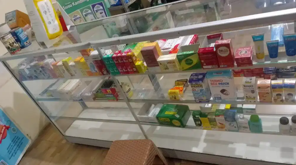 ETALASE SECOND minus pemakaian