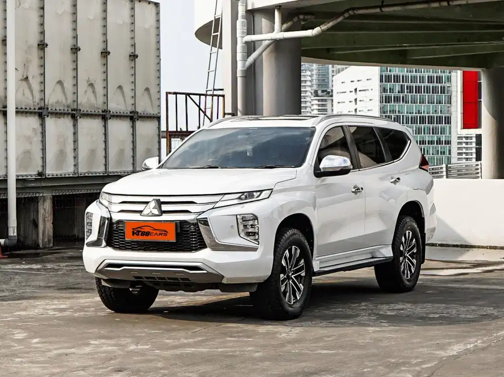 Mitsubishi Pajero 2.4 Sport Dakar Matic Putih 2021