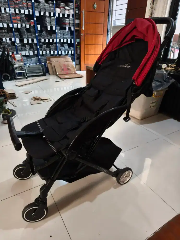 Stroller anak stuffskin merah mulus
