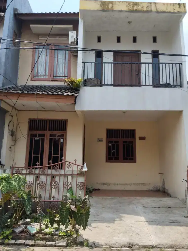 Rumah posisi strategis pondok bahar