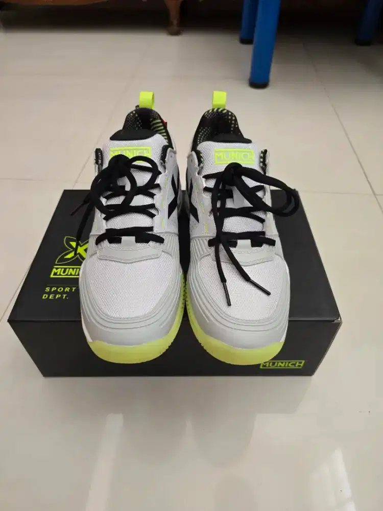Jual Sepatu Padel Munich Atomik 50 Grey Flourescent Yellow  Size 42