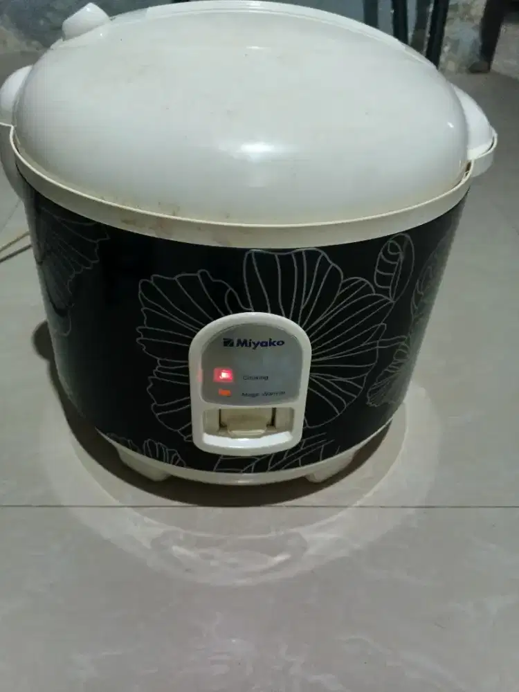 ricecooker miyako 1 8 l  normal mulus
