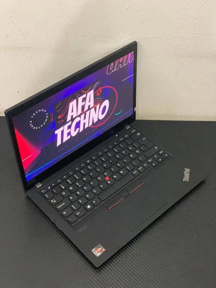 Laptop Lenovo Thinkpad X13 G1 Ryzen 5 Pro 4650U | RAM 8GB | SSD 256GB
