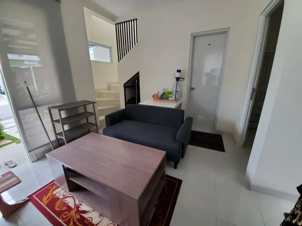 Disewakan Rumah Hook di Cluster Martinez By Rumah Chinida (Jb)