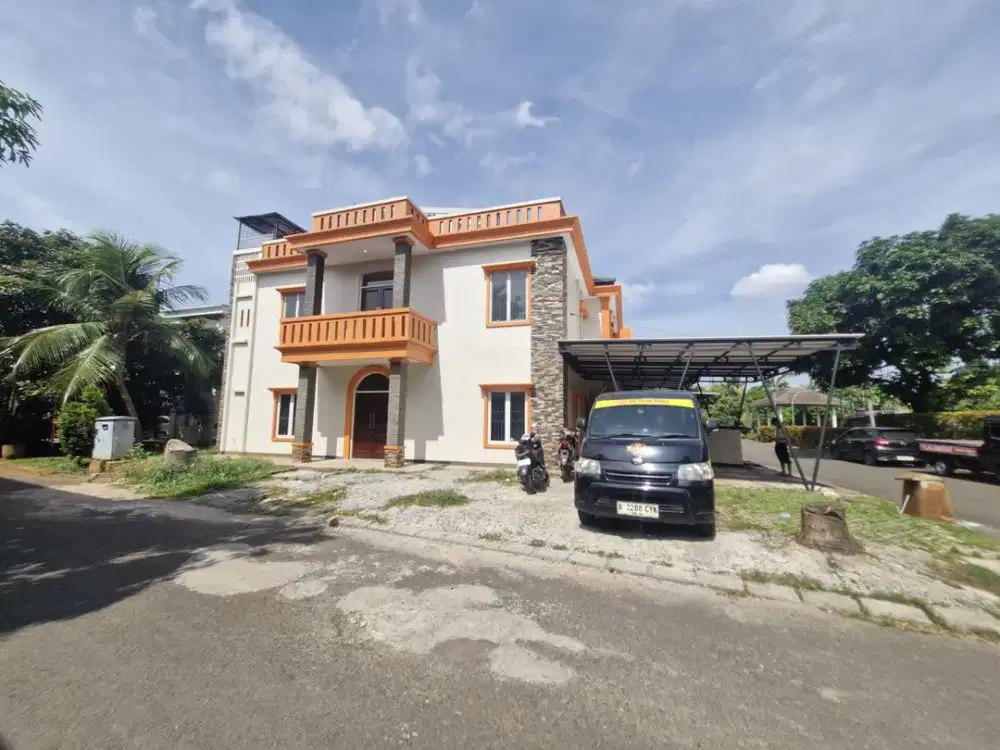 Dijual Rumah Besar Mewah di Cluster Bavaria Modernland Siap Huni