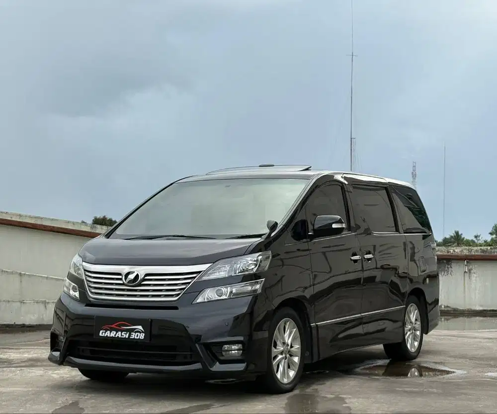 Toyota Vellfire 2.4 AT Tahun 2010 Warna Hitam KM 51 rb