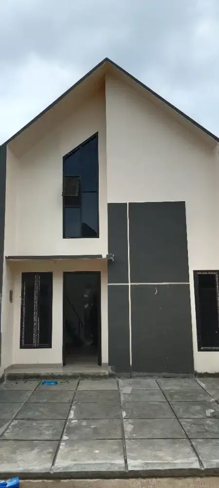 Rumah murah 200m dr angkutan umum 10 menit ke st depok lama