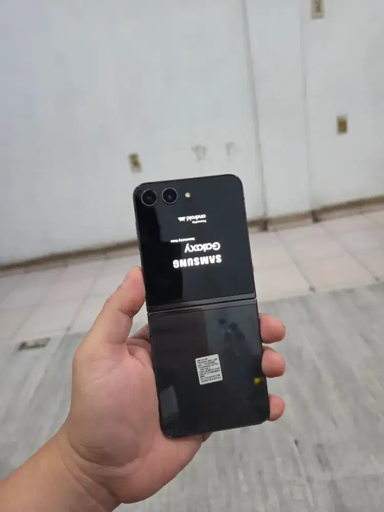 Samsung Z Flip 5 512Gb - Resmi #Relax