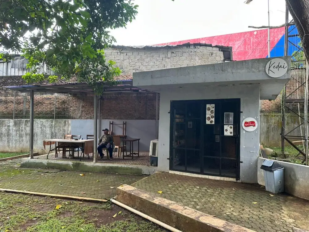 Penjaga Kedai Makanan dan Minuman