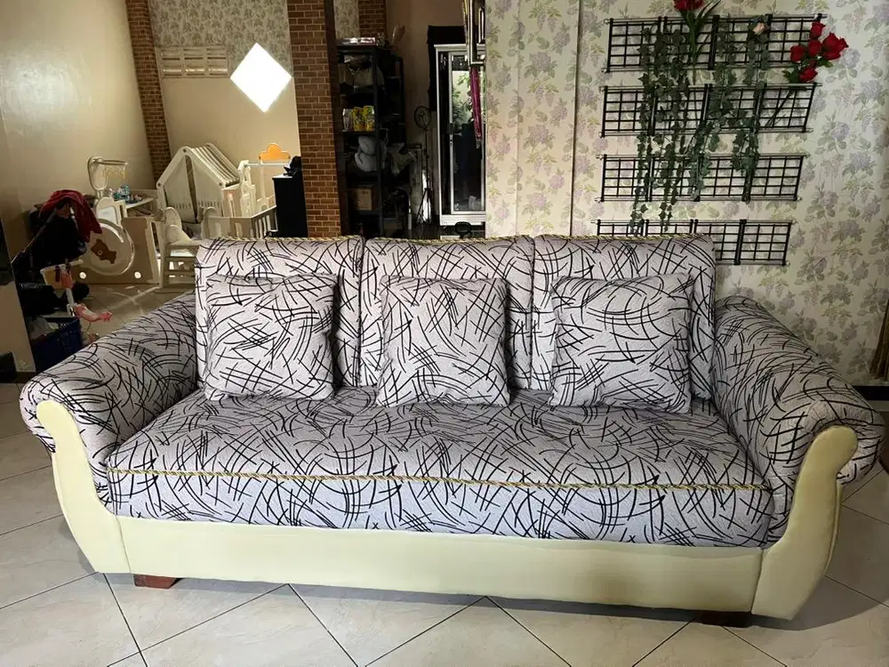 Sofa Bekas Seperti Baru Nego